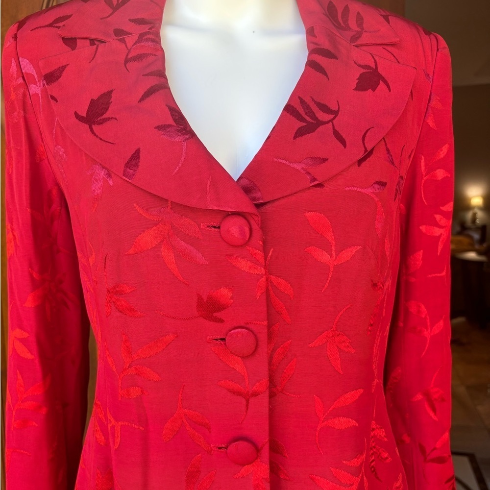 Red Hugo Buscati long floral print jacket - Picture 7 of 9